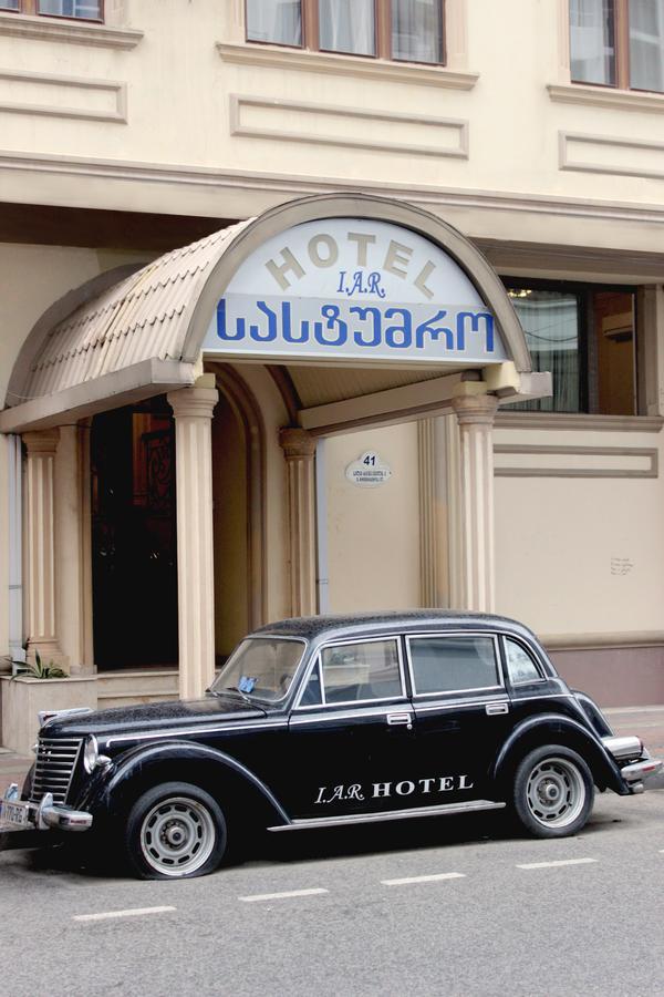 Iar Hotel Batumi Exteriör bild